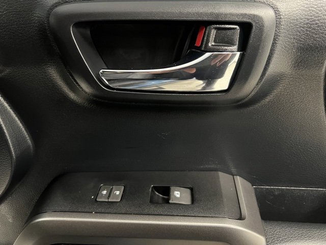 Used 2019 Toyota Tacoma TRD Sport image 46