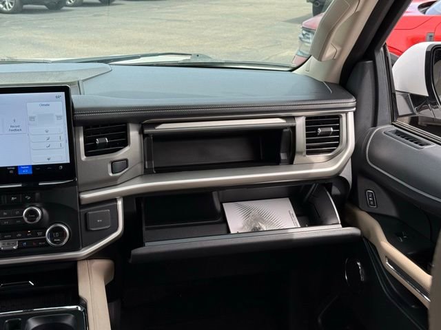 Used 2024 Ford Expedition Max XLT AWD/4WD image 36