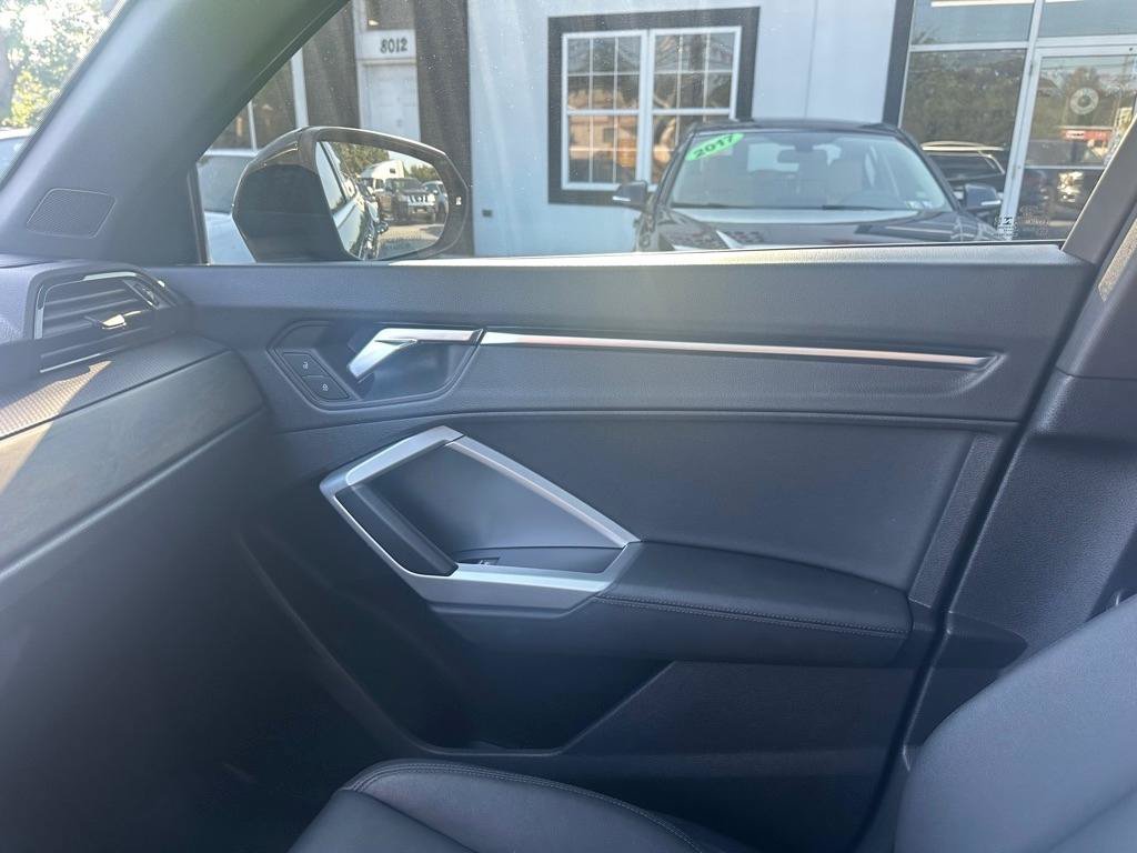 Used 2019 Audi Q3 2.0T Premium Plus w/ Premium Plus Package AWD/4WD image 26