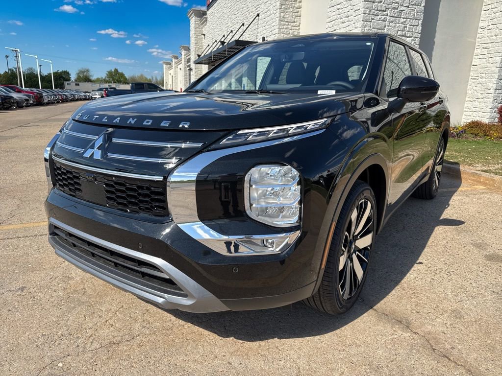New 2026 Mitsubishi Outlander SE AWD/4WD image 3