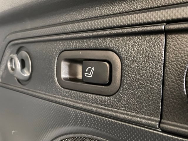 Certified 2024 Subaru Forester Limited AWD/4WD image 9