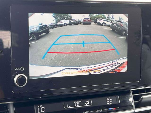 Certified 2025 Toyota Sienna LE image 35