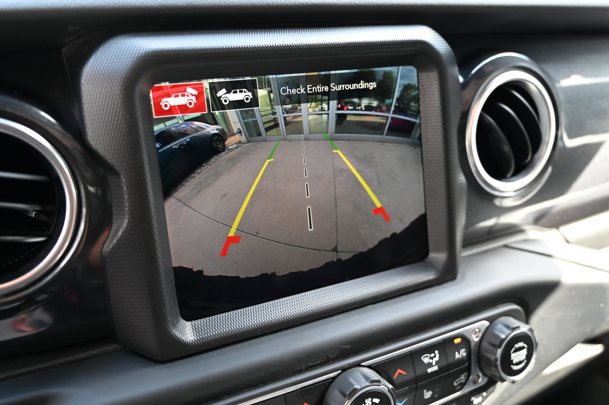 Used 2023 Jeep Wrangler Unlimited Rubicon 392 AWD/4WD image 32