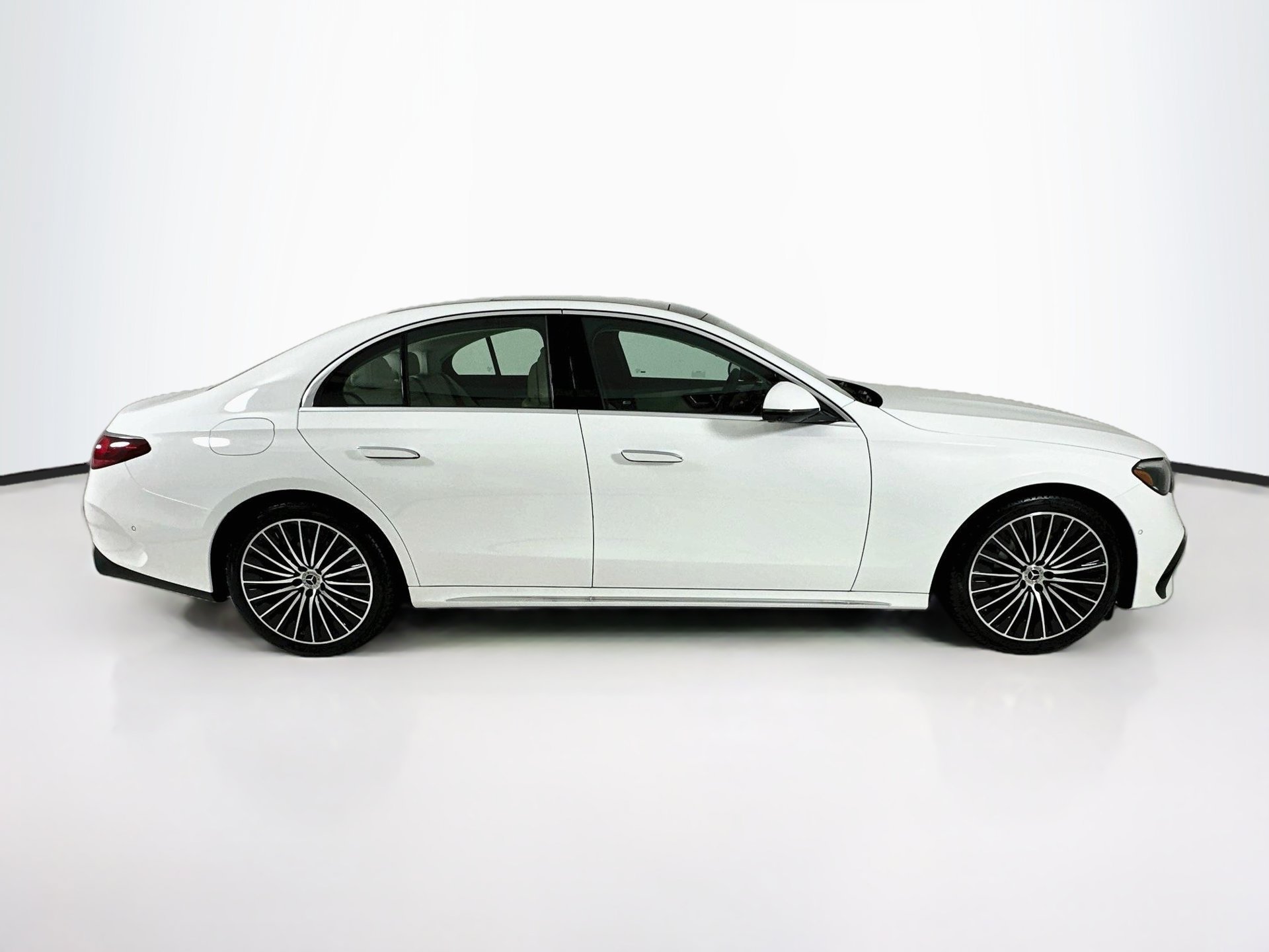 New 2027 Mercedes-Benz E 350 Sedan image 9
