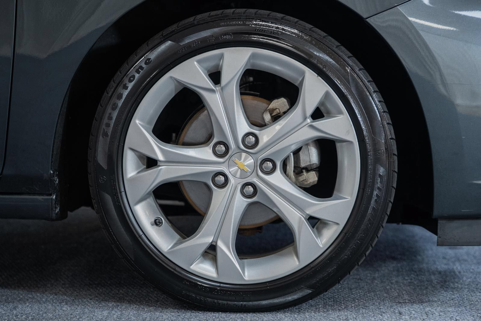 Used 2018 Chevrolet Cruze Premier FWD image 18