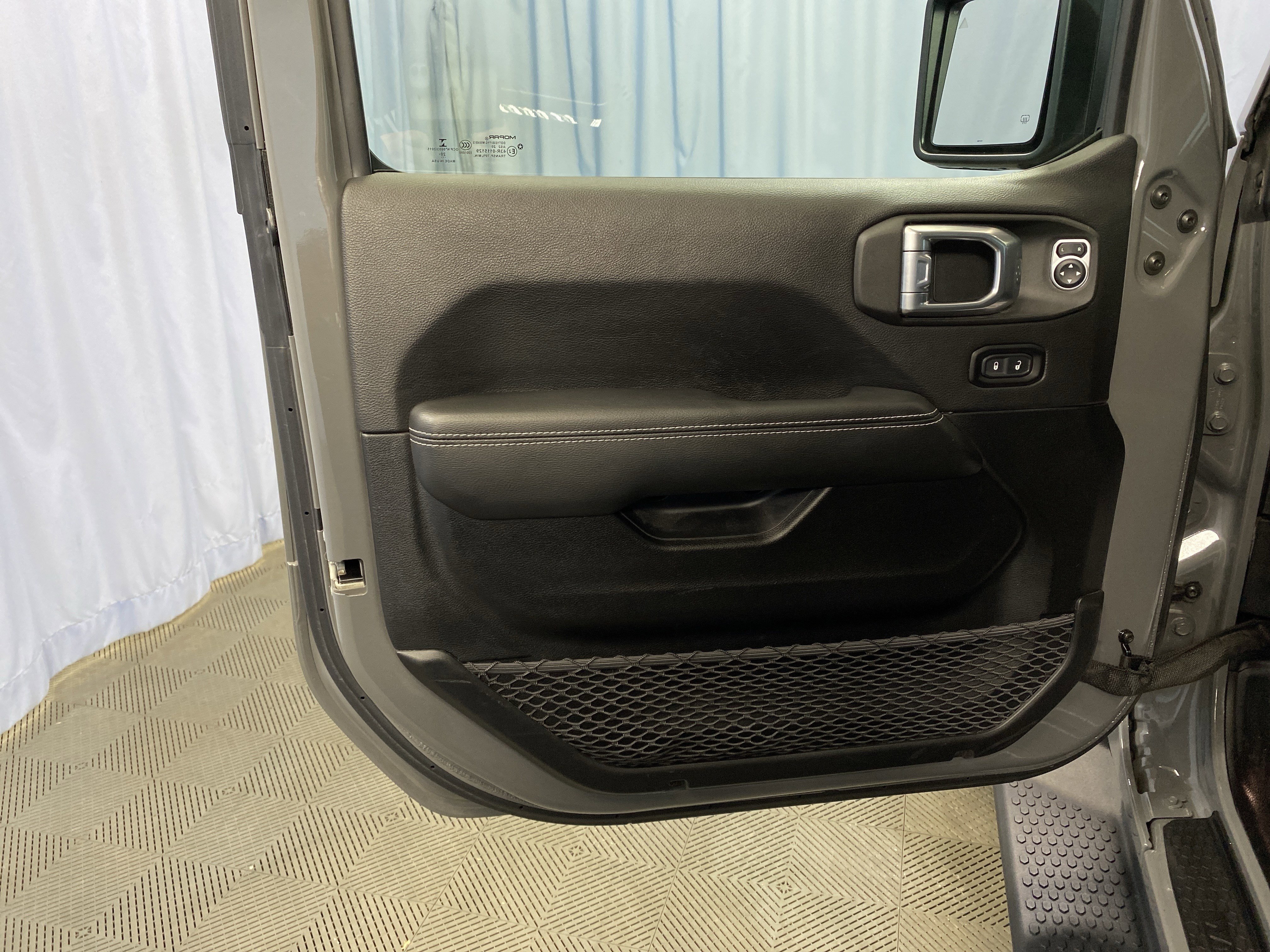 Used 2021 Jeep Wrangler Unlimited Sahara image 11