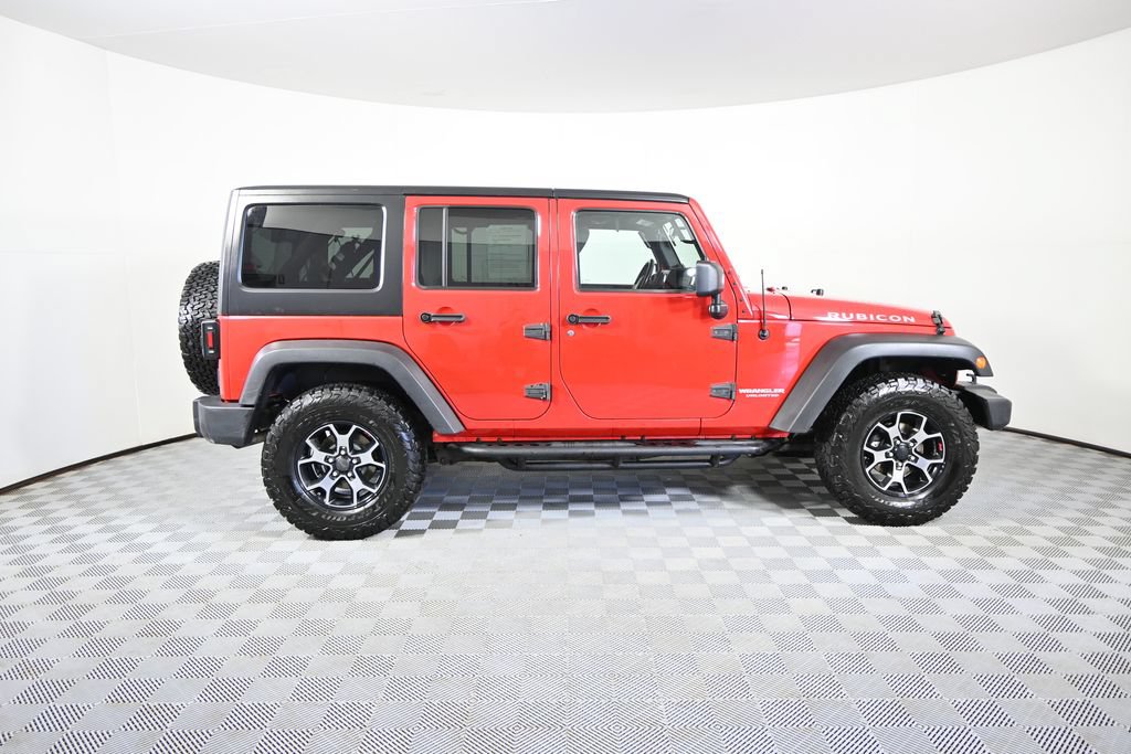 Used 2012 Jeep Wrangler Unlimited Rubicon w/ Connectivity Group AWD/4WD image 7