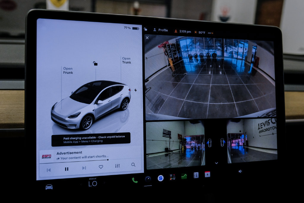 Used 2023 Tesla Model Y Long Range AWD/4WD image 24