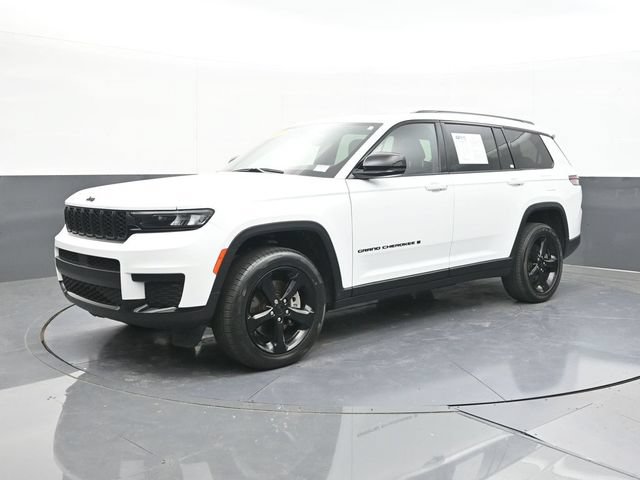 Used 2023 Jeep Grand Cherokee L Laredo AWD/4WD image 4