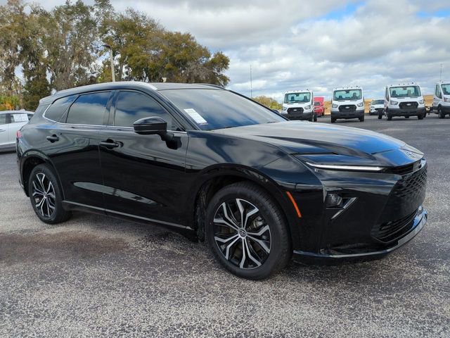 Used 2025 Toyota Crown Signia image 2