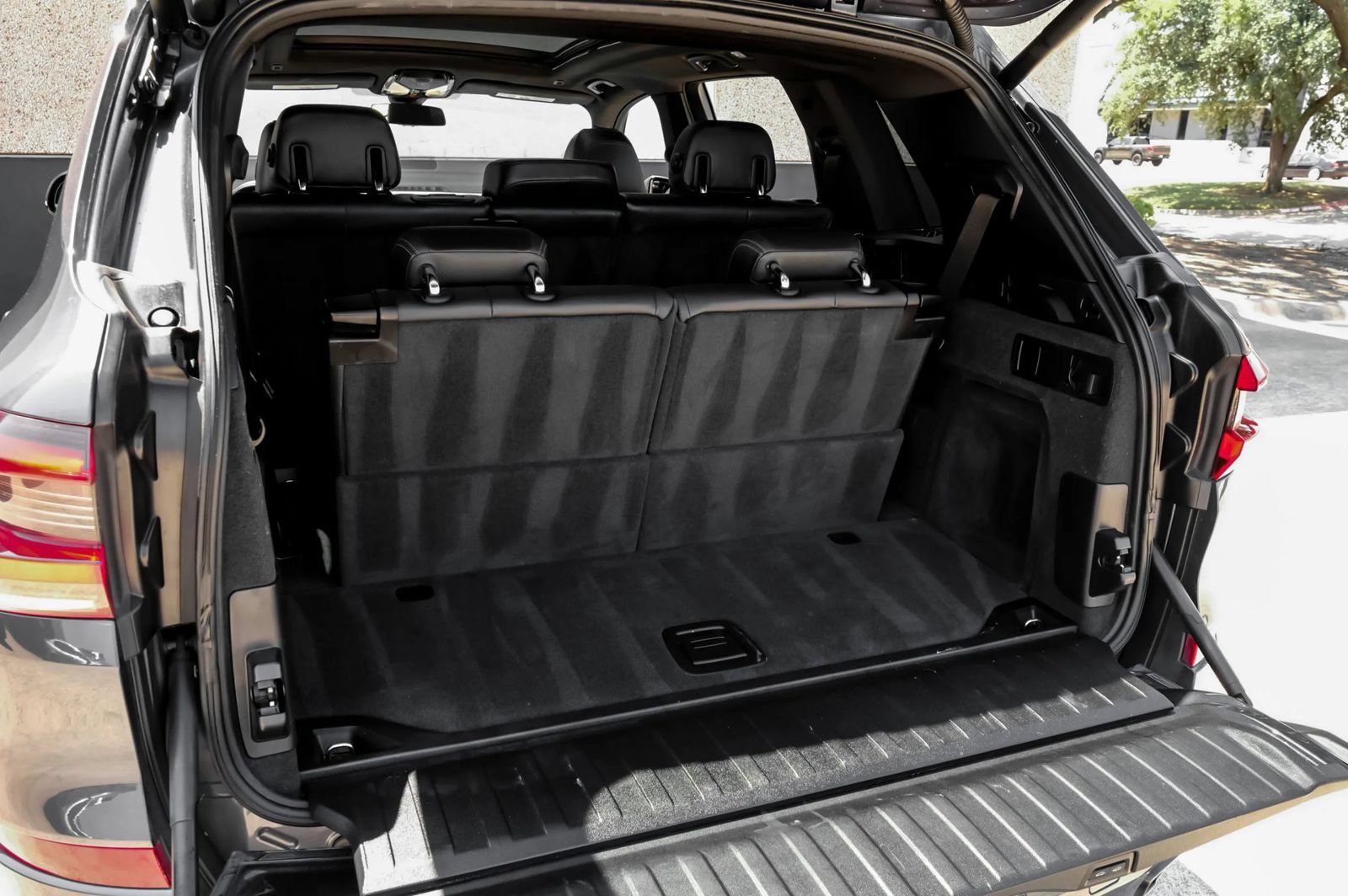 Used 2020 BMW X5 xDrive40i w/ M Sport Package AWD/4WD image 63