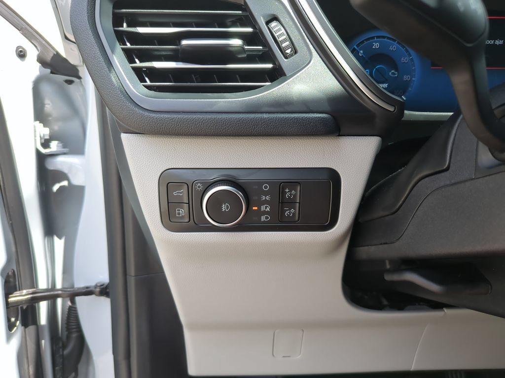 Used 2026 Ford Escape SE w/ PHEV Premium Package FWD image 28