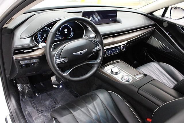 Used 2023 Genesis G80 Base image 25