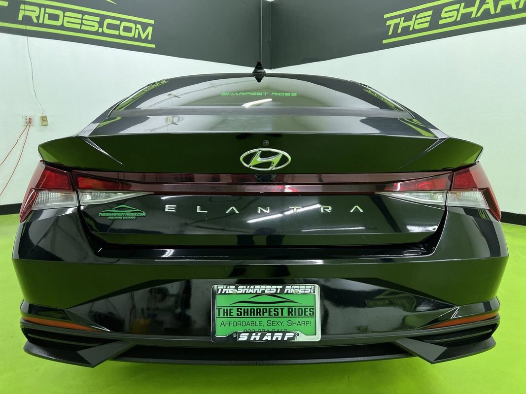 Used 2021 Hyundai Elantra SEL w/ Convenience Package FWD image 8