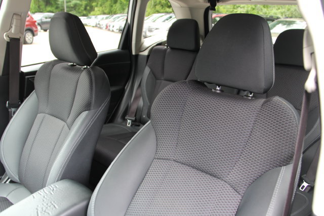 Used 2019 Subaru Forester Premium w/ All-Weather Package AWD/4WD image 18