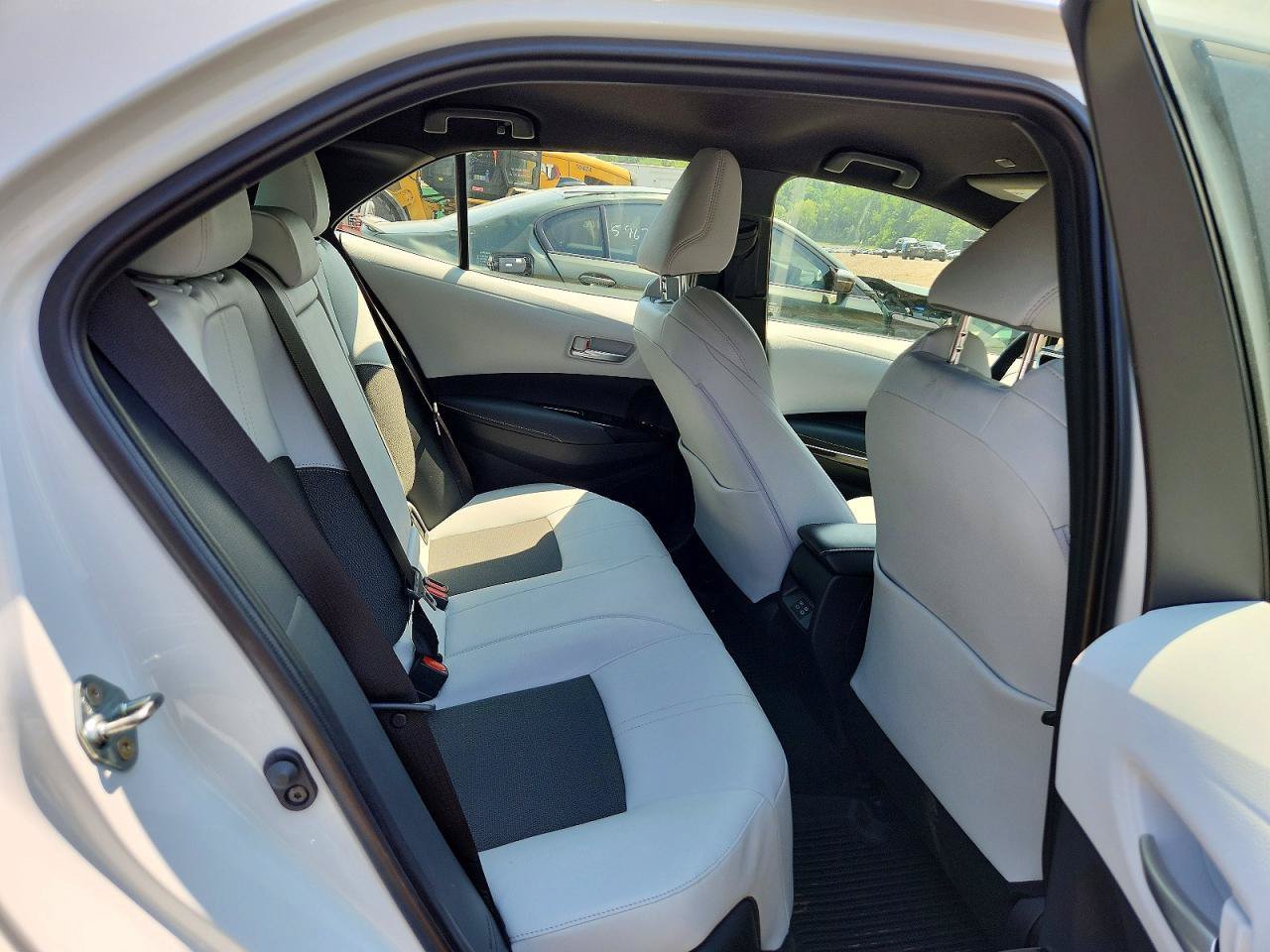 Used 2026 Toyota Corolla XSE FWD image 7