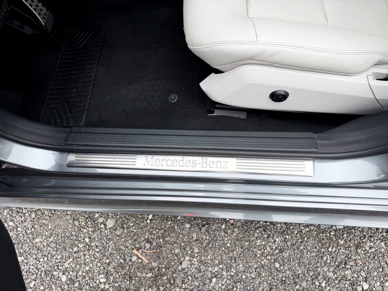 Used 2016 Mercedes-Benz E 350 4MATIC Wagon image 63