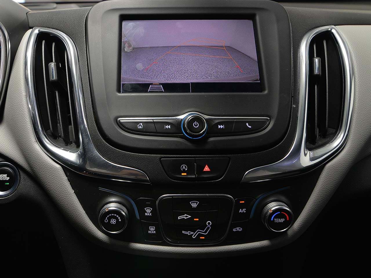 Used 2022 Chevrolet Equinox LS w/ LS Convenience Package FWD image 14
