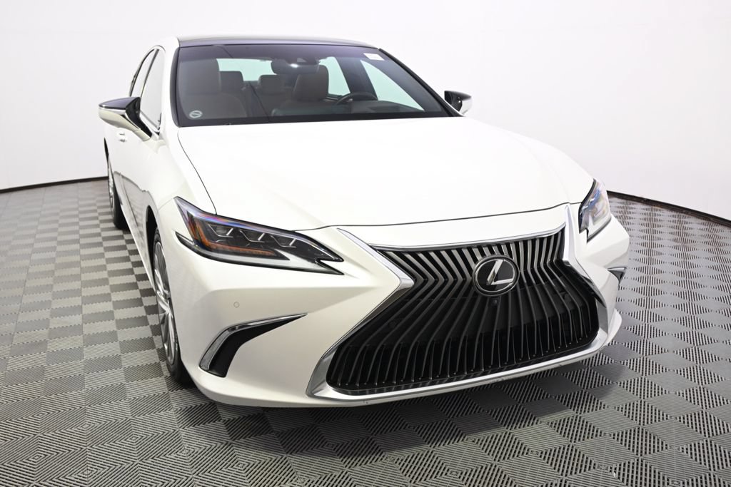 Used 2020 Lexus ES 350 Ultra Luxury w/ Accessory Package 2 FWD image 9