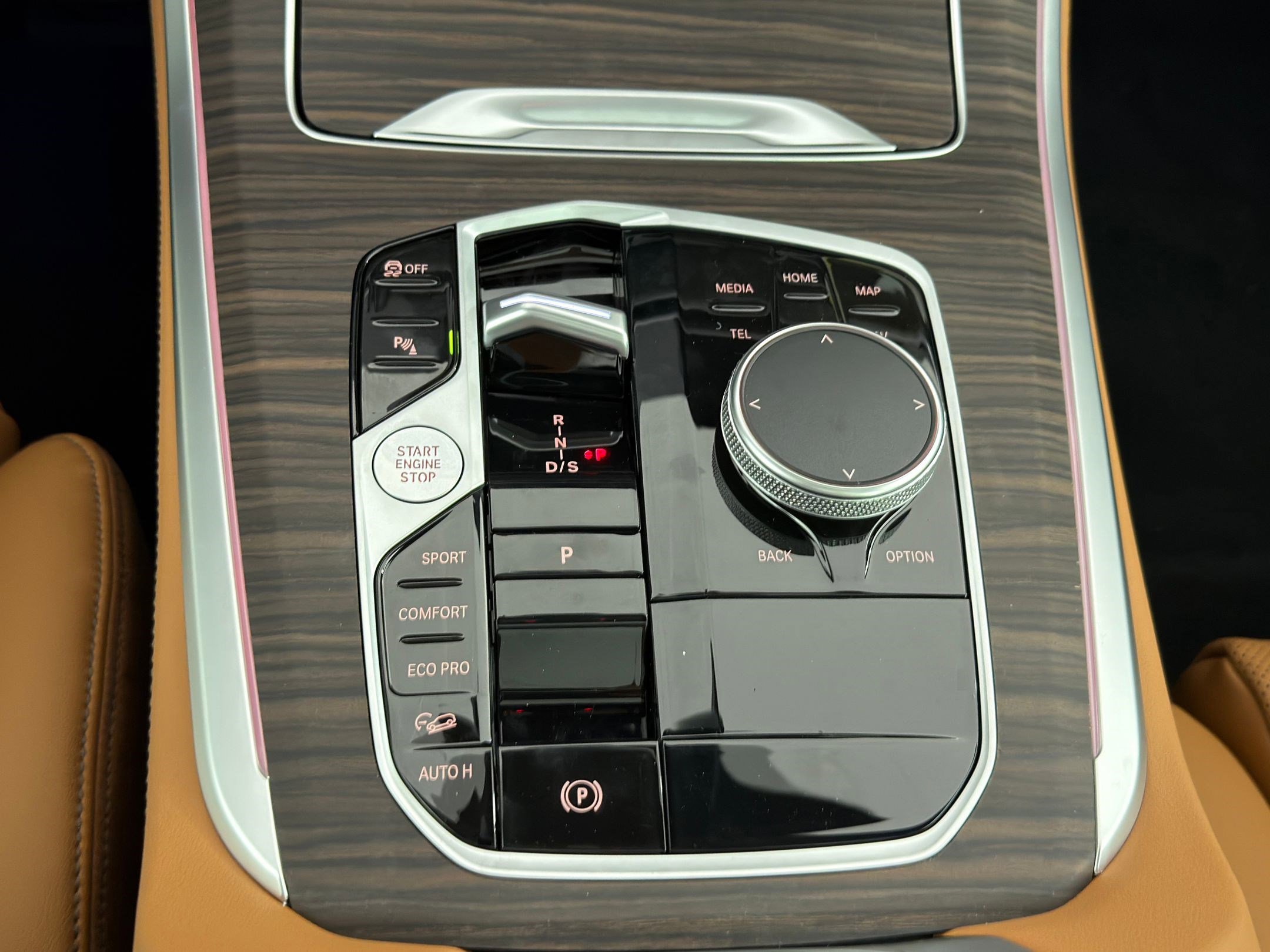 New 2026 BMW X5 xDrive40i w/ M Sport Package image 16