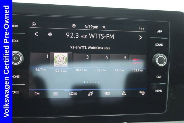 Used 2025 Volkswagen Jetta SE image 34