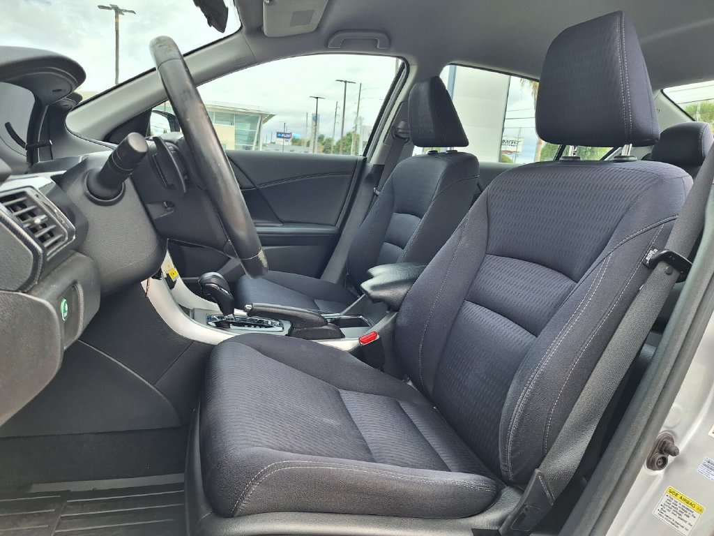Used 2015 Honda Accord Sport image 20