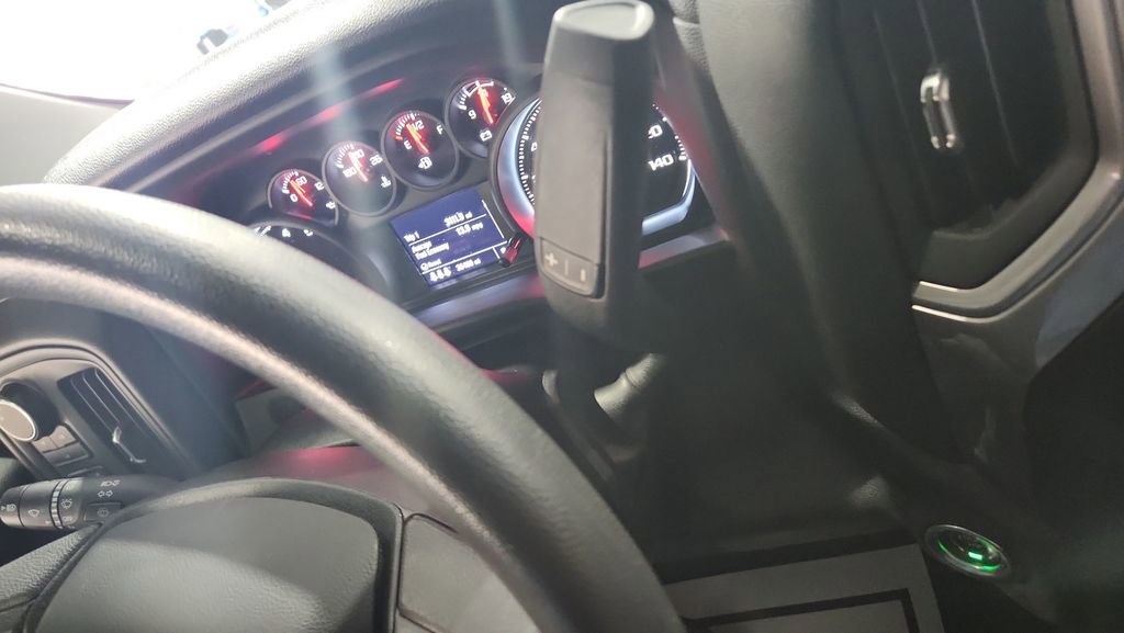 Used 2024 Chevrolet Silverado 2500 Custom w/ Custom Value Package image 23