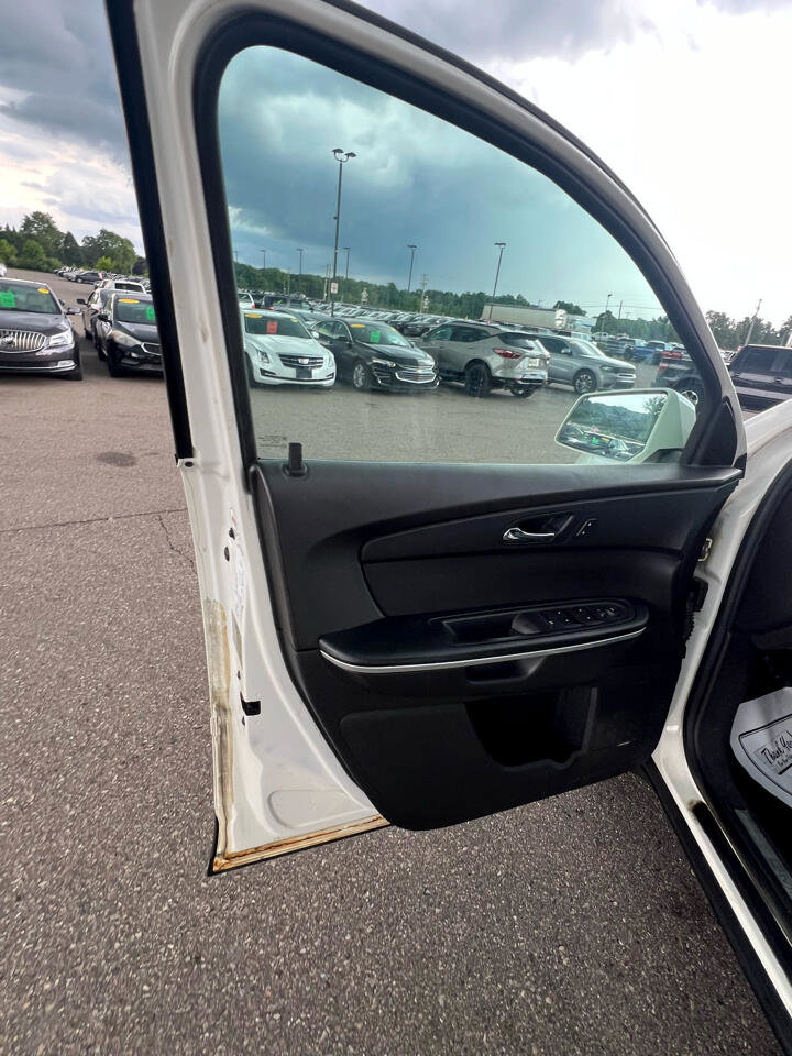 Used 2011 GMC Acadia SLE image 10