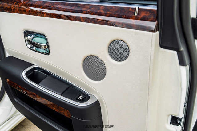 Used 2015 Rolls-Royce Ghost image 71