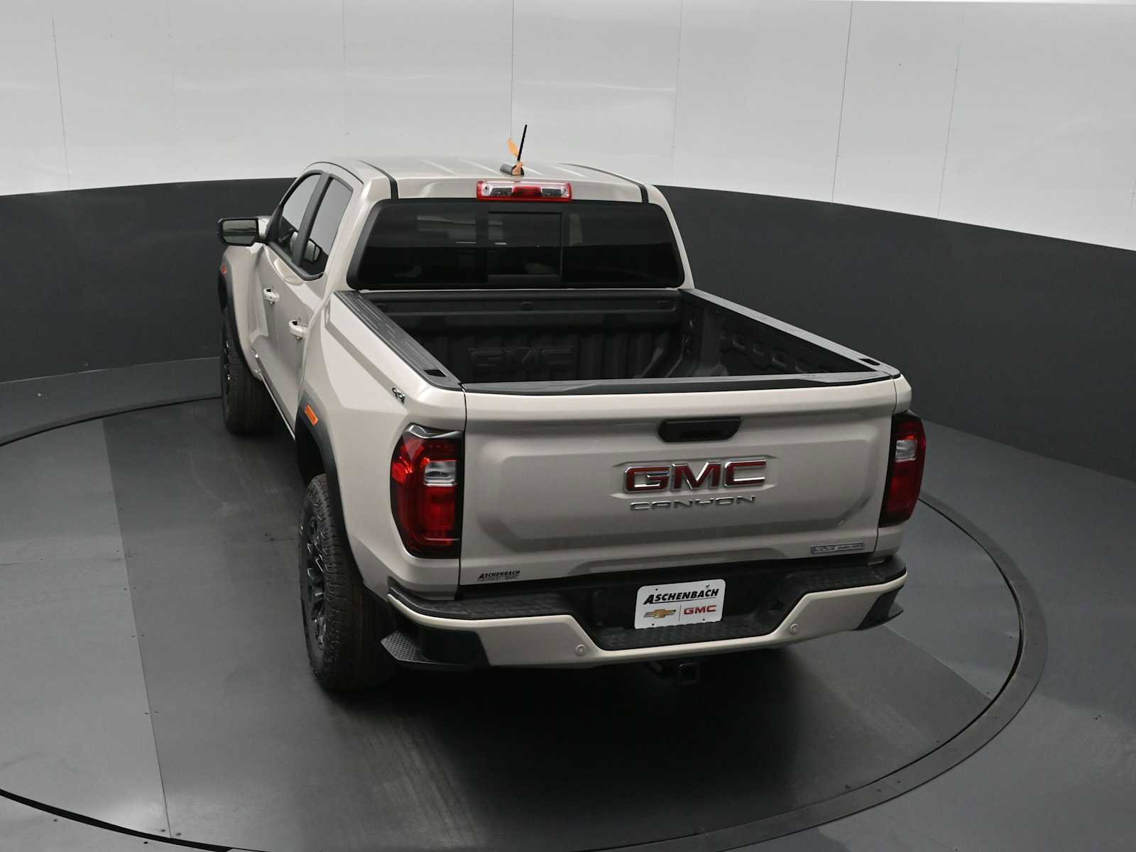 New 2026 GMC Canyon Elevation w/ Convenience Package image 15