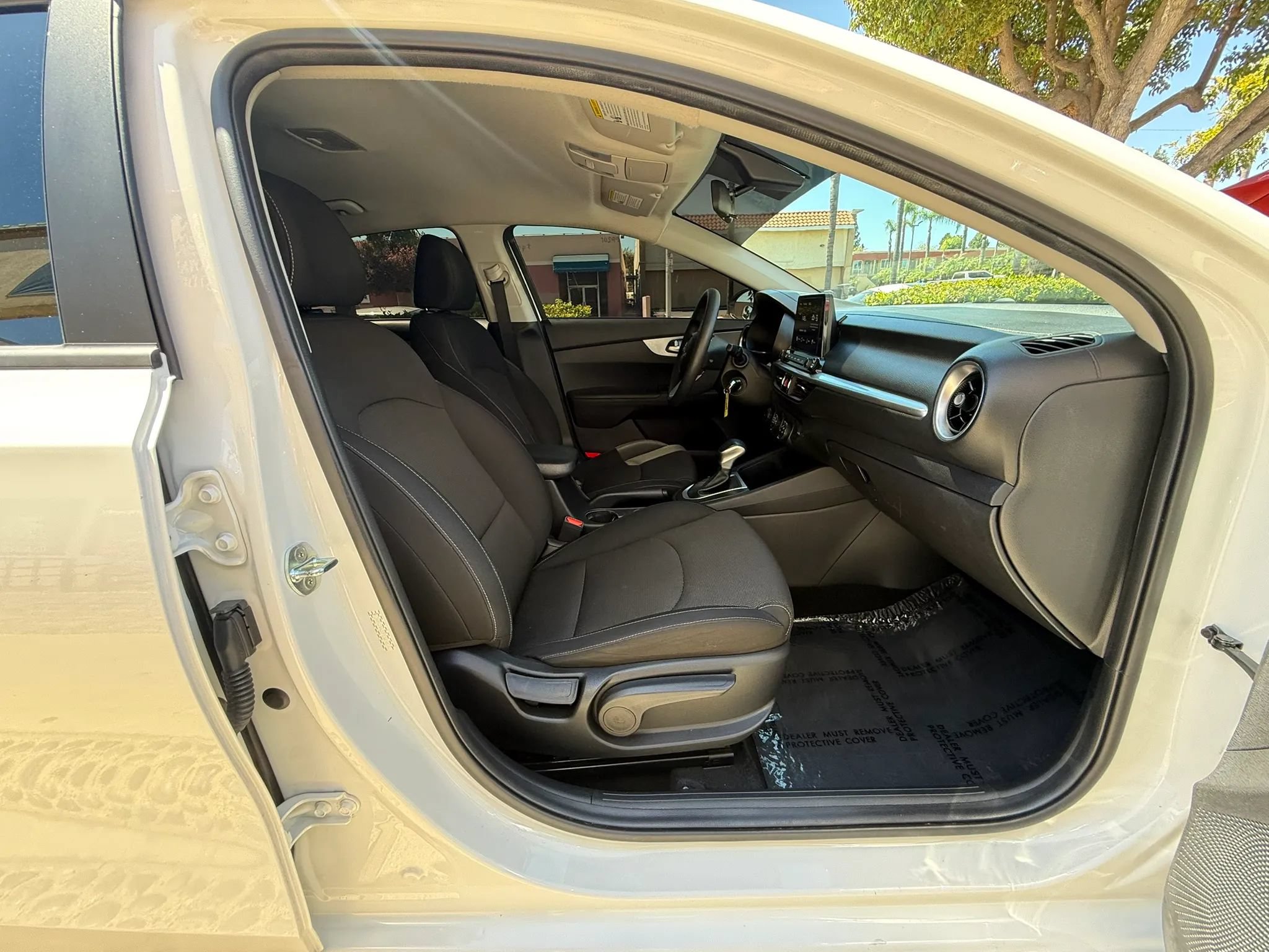 Used 2023 Kia Forte LX FWD image 21