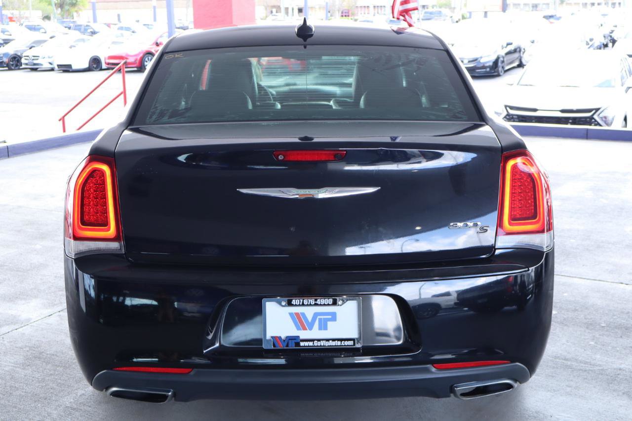 Used 2018 Chrysler 300 S w/ Beats Audio Group RWD image 6