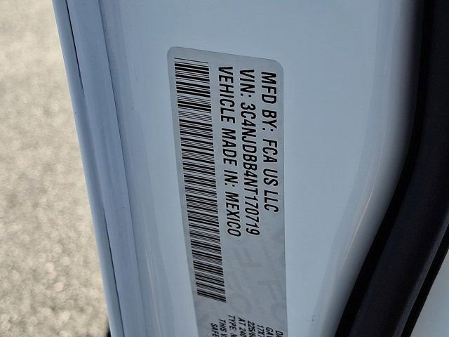 Certified 2022 Jeep Compass Latitude image 30