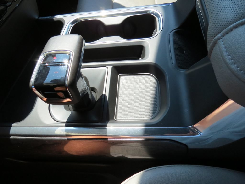 Certified 2023 Chevrolet Silverado 1500 LTZ AWD/4WD image 27