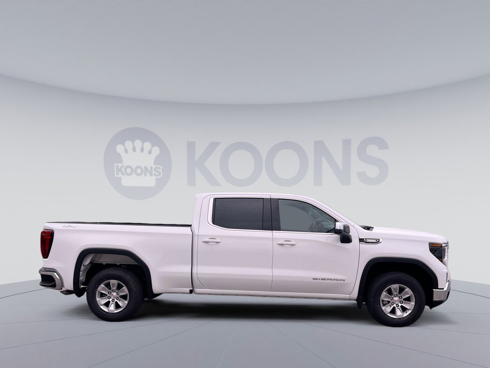 New 2026 GMC Sierra 1500 SLE image 7