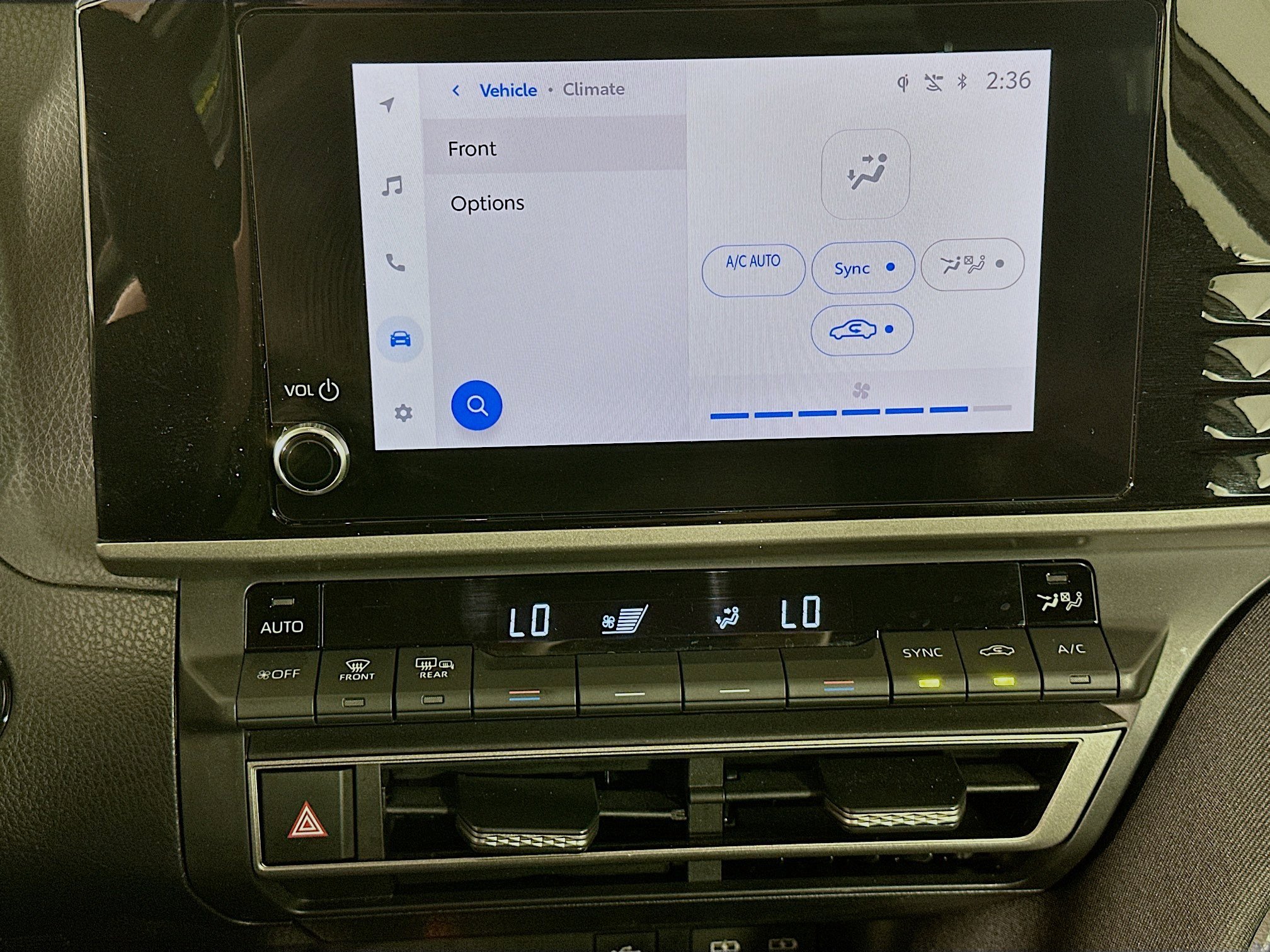 Used 2025 Toyota Camry LE image 24