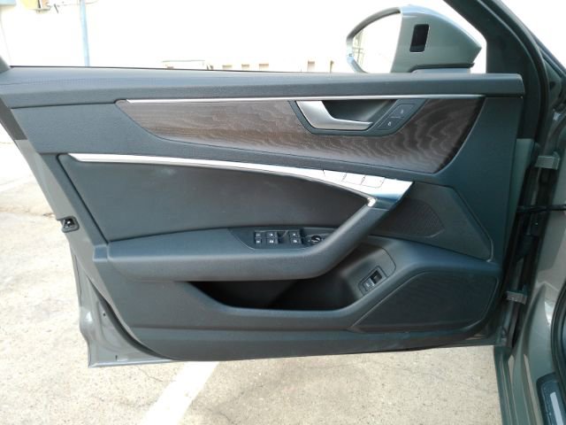 Used 2023 Audi A6 2.0T Premium w/ Convenience Package image 11