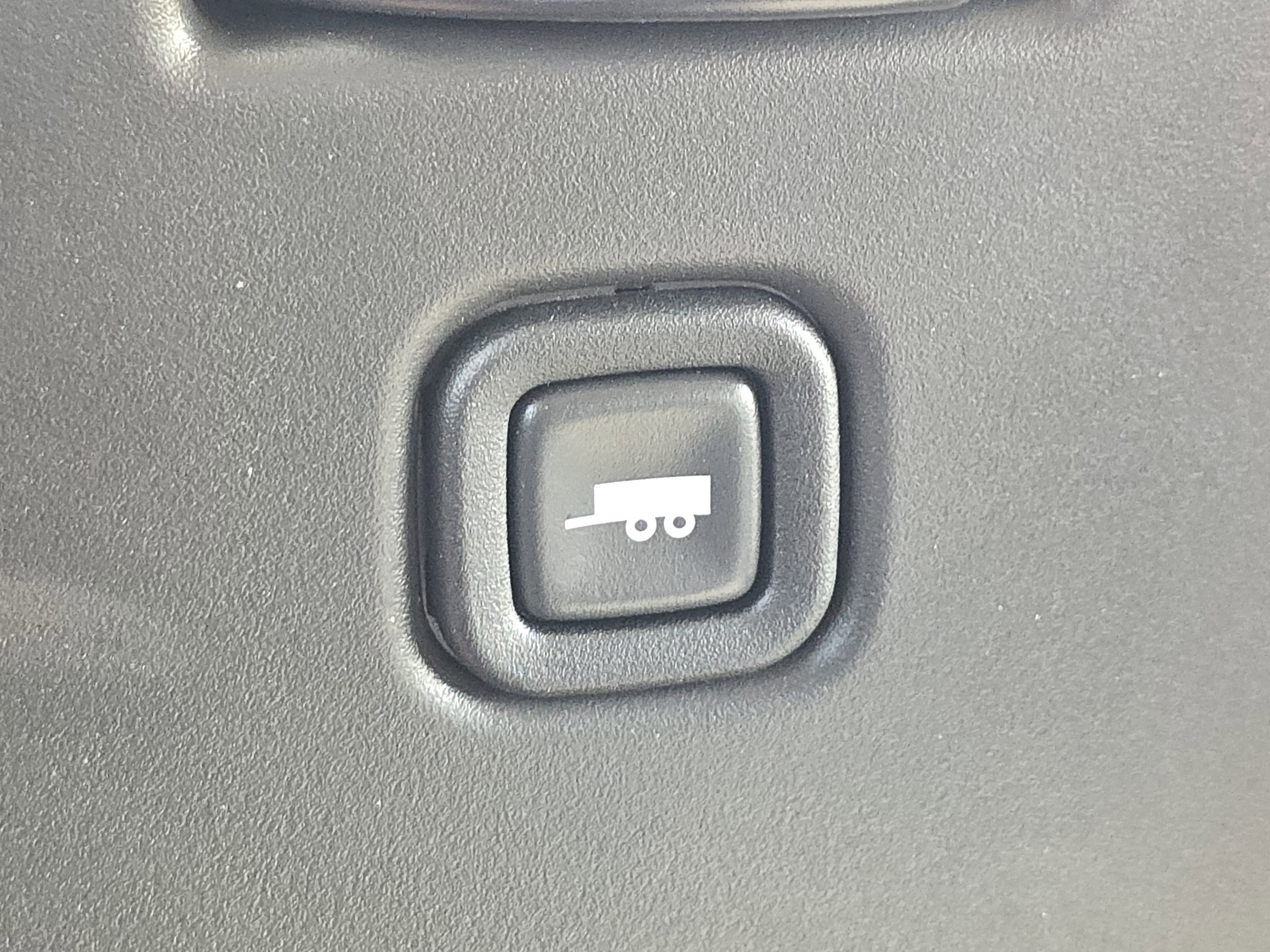 New 2025 Chevrolet Express 3500 Extended w/ Driver Convenience Package image 29