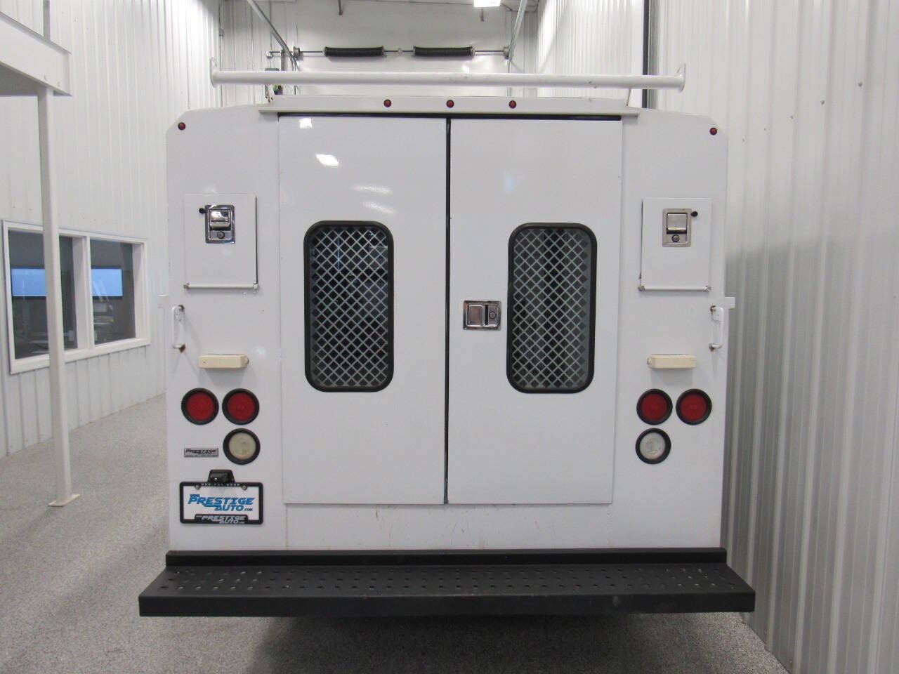 Used 2016 RAM ProMaster 2500 w/ Premium Appearance Group FWD image 12