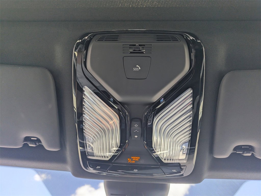 Used 2024 BMW 330e image 26