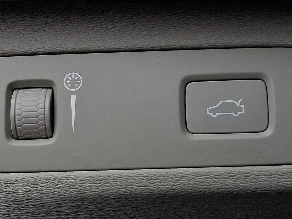 Used 2019 Volvo XC90 T6 Inscription w/ Luxury Package image 26