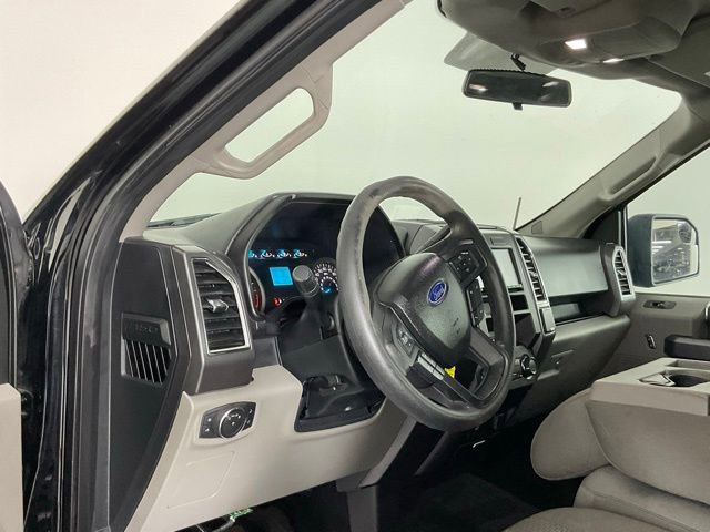 Used 2016 Ford F150 XLT AWD/4WD image 12