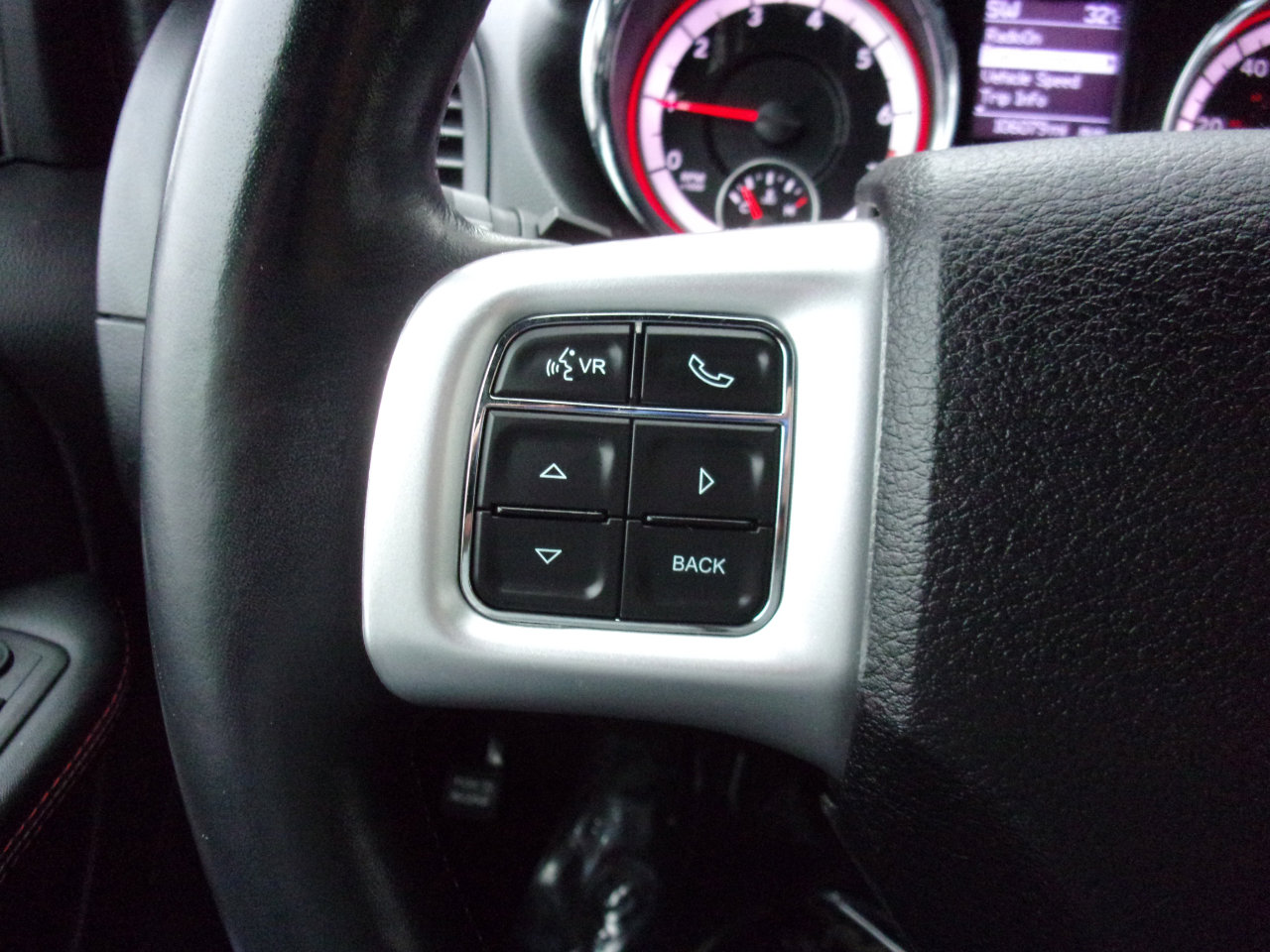 Used 2020 Dodge Grand Caravan GT image 12