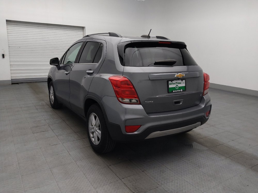 Used 2020 Chevrolet Trax LT w/ LT Convenience Package FWD image 5