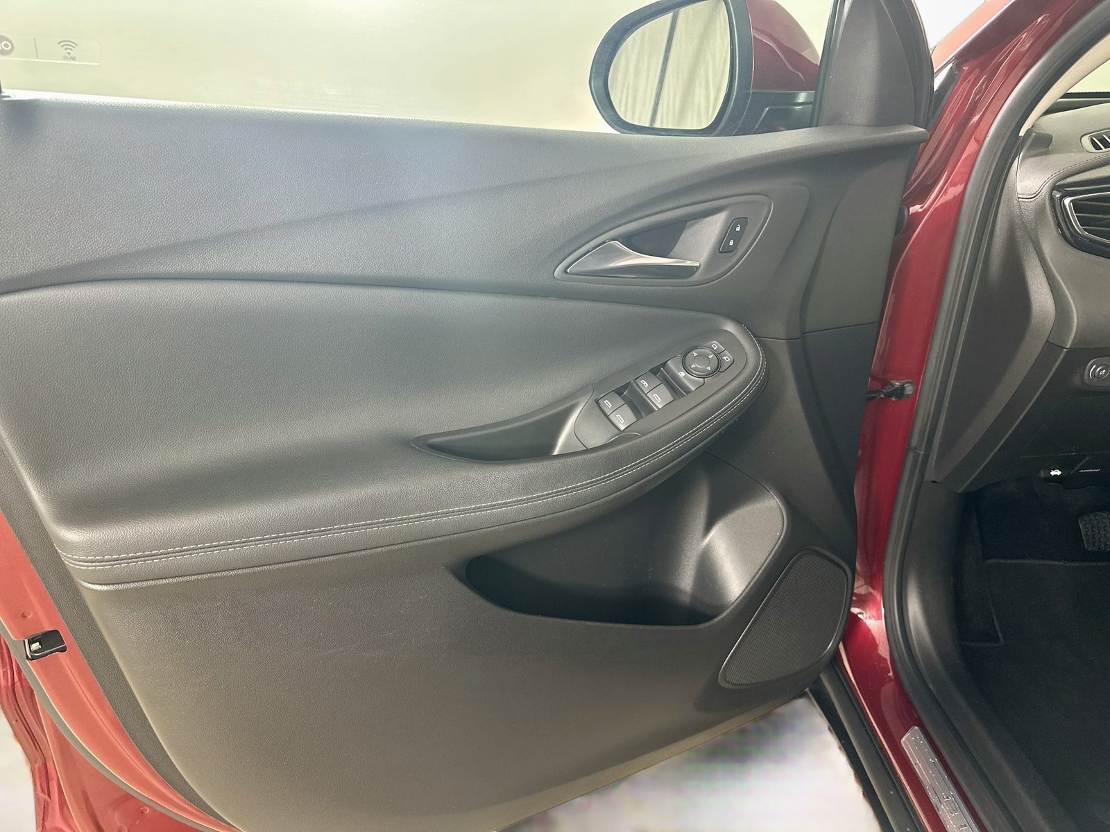 Used 2023 Buick Encore GX Select AWD/4WD image 16