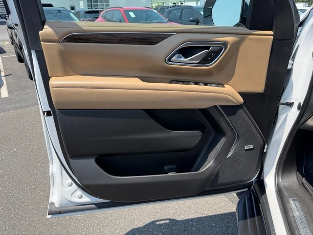 Certified 2023 Chevrolet Tahoe Premier w/ Advanced Technology Package AWD/4WD image 17