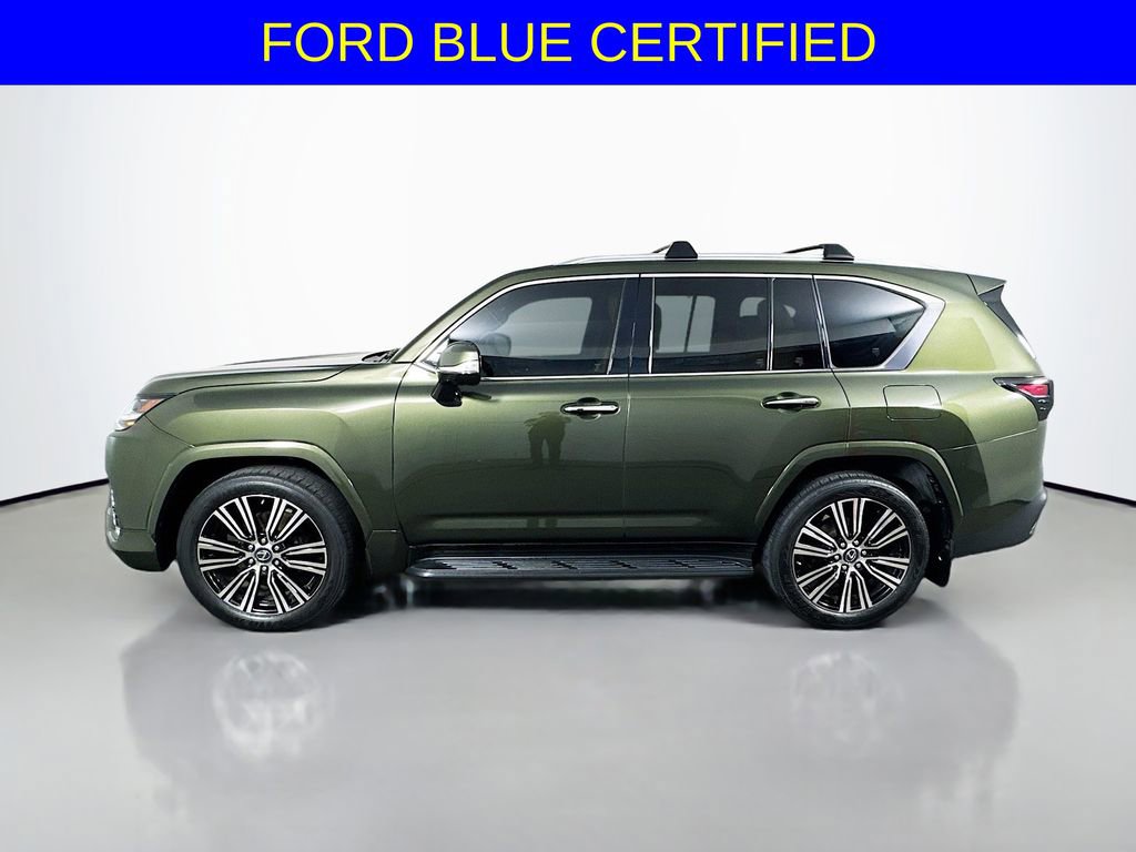 Used 2022 Lexus LX 600 4WD w/ Luxury Package image 8