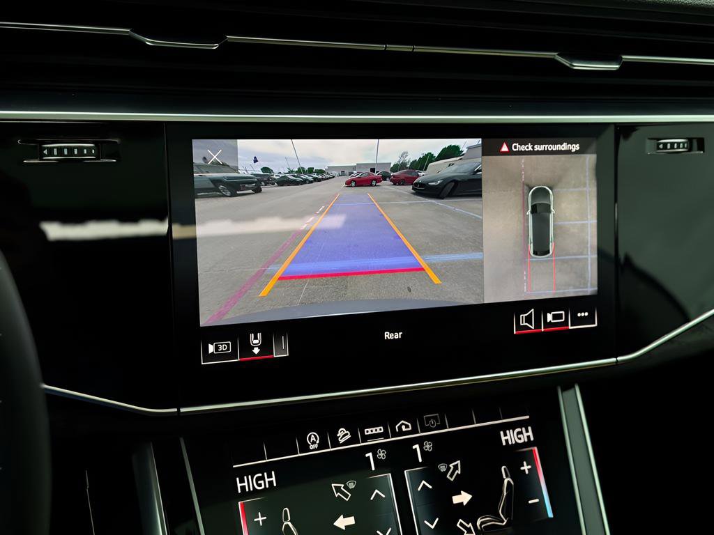Used 2022 Audi Q8 Premium Plus image 11