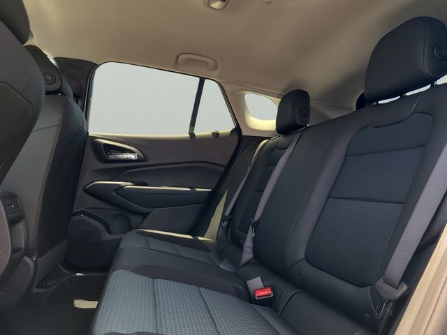 New 2026 Chevrolet Trax LT w/ Midnight Edition FWD image 11