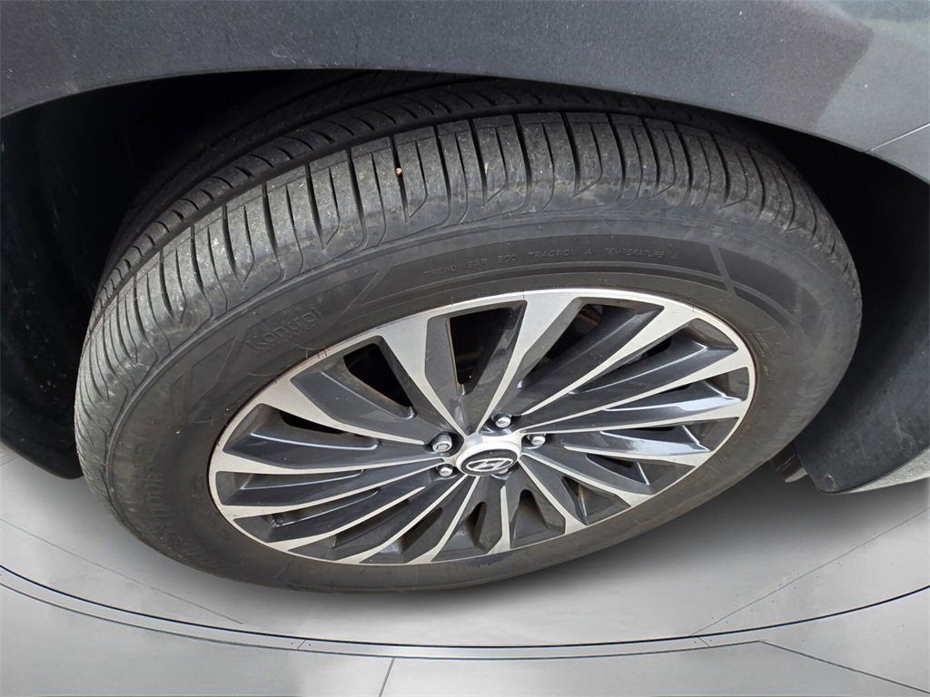 Used 2024 Hyundai Palisade Calligraphy image 9